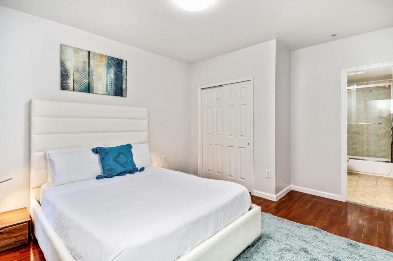 Apartment Lovely 2bd Apt Steps From The Convention Center Philadelphia
